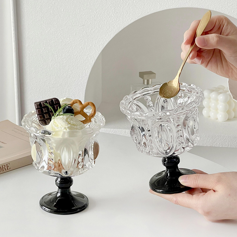 Retro en relieve marrón tazas de vidrio de patas altas tazas de helado tazas de yogur tazas de postre tazas de café creativas medieval al por mayor