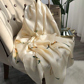 丝巾;围巾;围巾配件