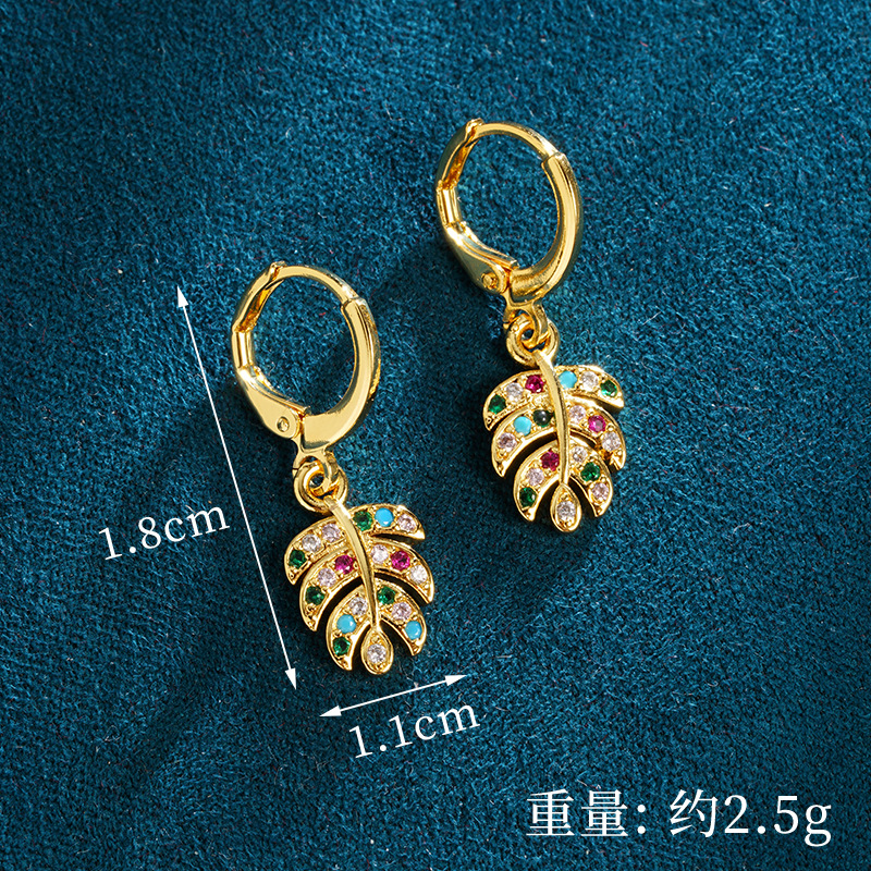 Collar de oro de arena de Vietnam Moda Super flash con microincrustaciones de hojas Pendientes Conjunto Mujer Dulce Todo fósforo Advanced Sense Joyas al por mayor