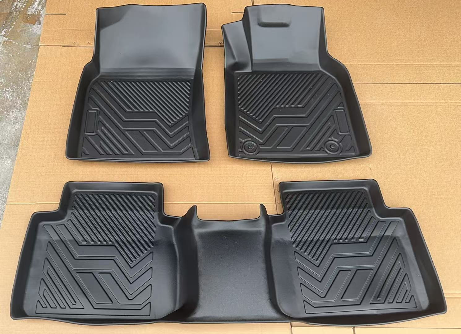 Aplicable a la serie de TOYOTA transfronteriza TOYOTA serie de automóviles especiales cojín de automóviles TPE cojín de automóviles personalizado