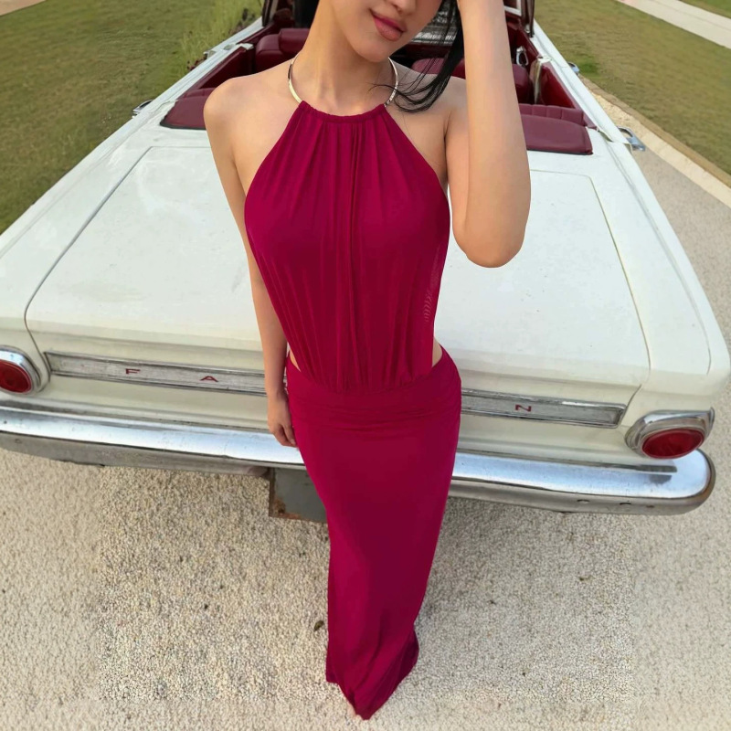Women's Sexy and Elegant Halter Neck Backless Tight-Fitting Knitted Long Dress, Suitable for Formal Banquets, Vacations