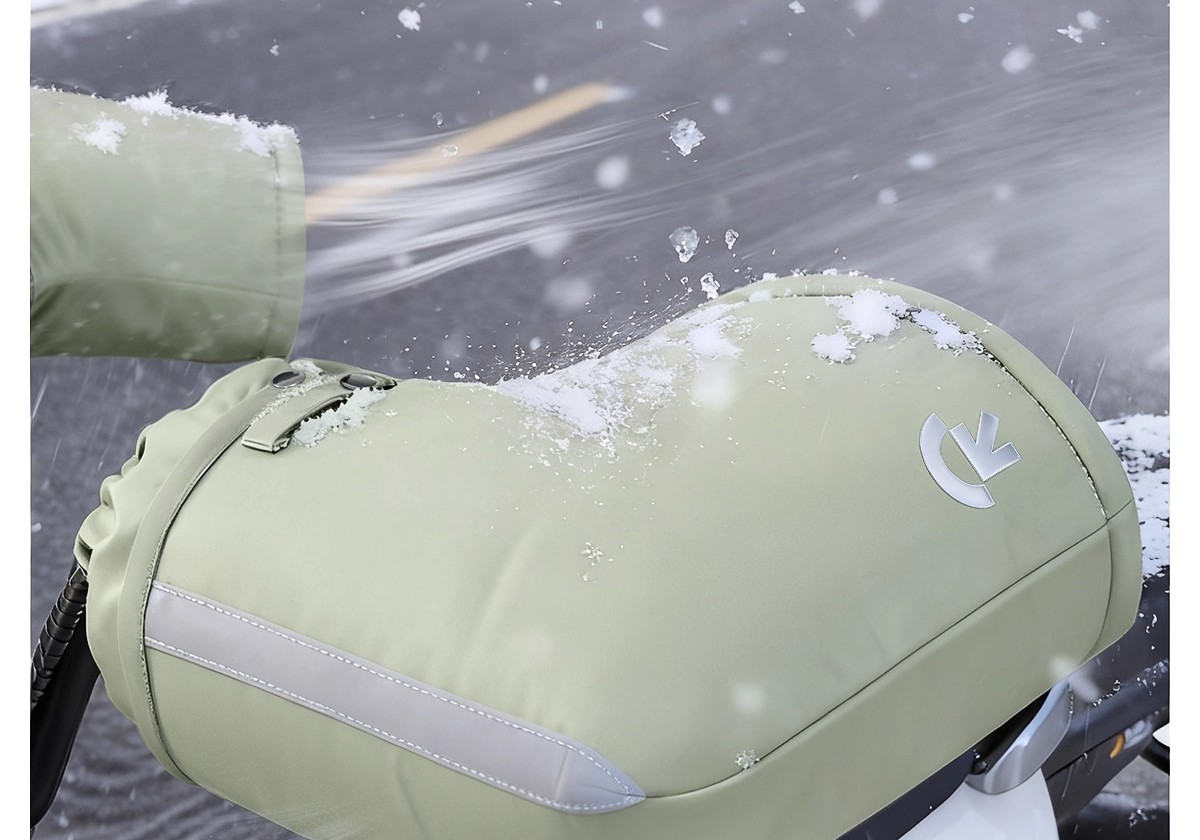 New Electric Motorcycle Handlebar Winter Gloves, Warm and Thickened, Waterproof and Windproof, Suitable for Men and Women, Universal