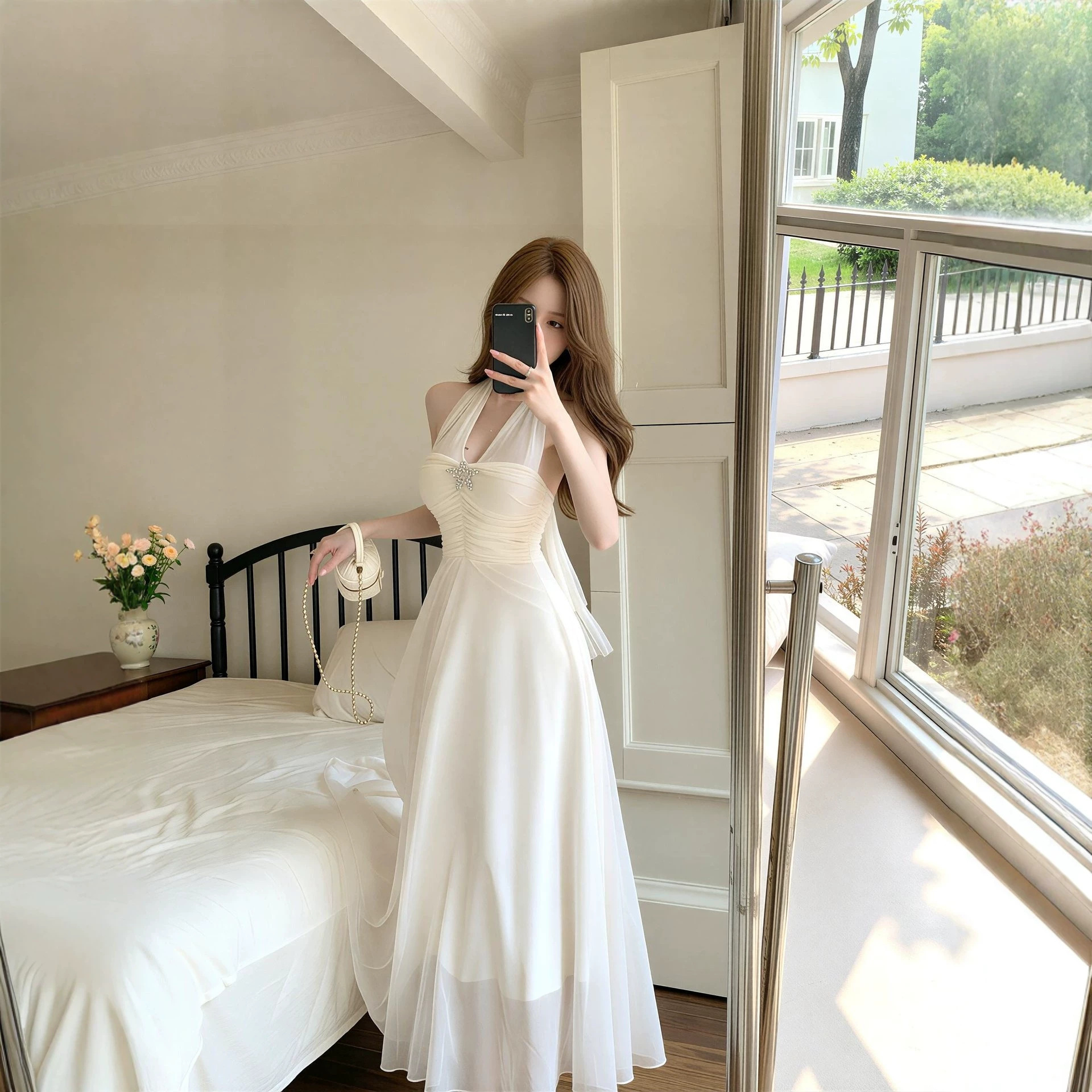 French-style V-neck holiday fairy dress for women, 2026 summer A-line waist-cinching slimming dress with chest pads and halter neck long skirt