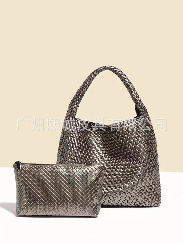 ヨーロッパとアメリカのファッション本革バゲットバッグ女性のサドルバッグ小さな香りのシープスキンチェーンメッセンジャー老眼バッグ秋と冬の新しいスタイル|undefined