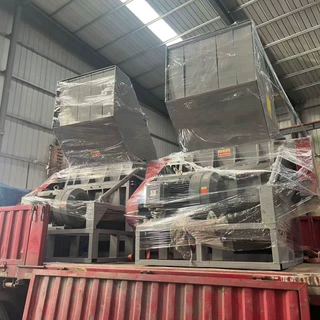 汽车保险杠内饰粉碎机 pp塑料瓶盖粉碎机 空调外壳塑料粉碎机