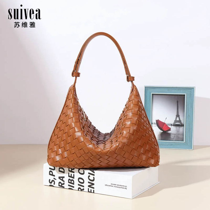 High-end sense new high-value trend all-match hand-woven bag fashion simple niche design shoulder underarm bag High-end sense new high-value trend all-match hand-woven bag fashion simple niche design shoulder underarm bag