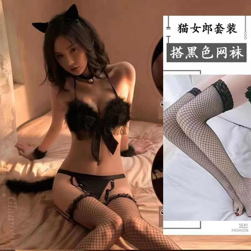 검은색 정장 + 검은색 망사스타킹 3000