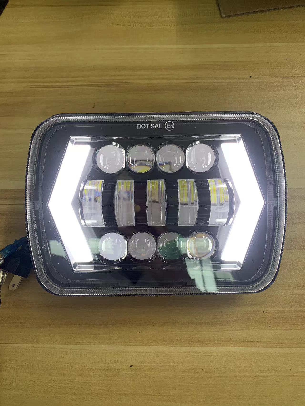 7inch Square Lights Suitable for Jeep Wrangler Headlights, Arrow-Shaped Harley Led Headlights, 5X7 Turn Signal Lights, Daytime Running Lights