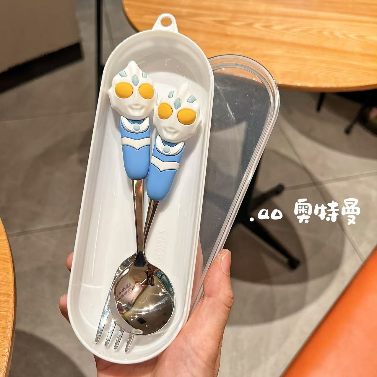 블루 울트라 스푼 + 포크 (흰색 원형 상자)