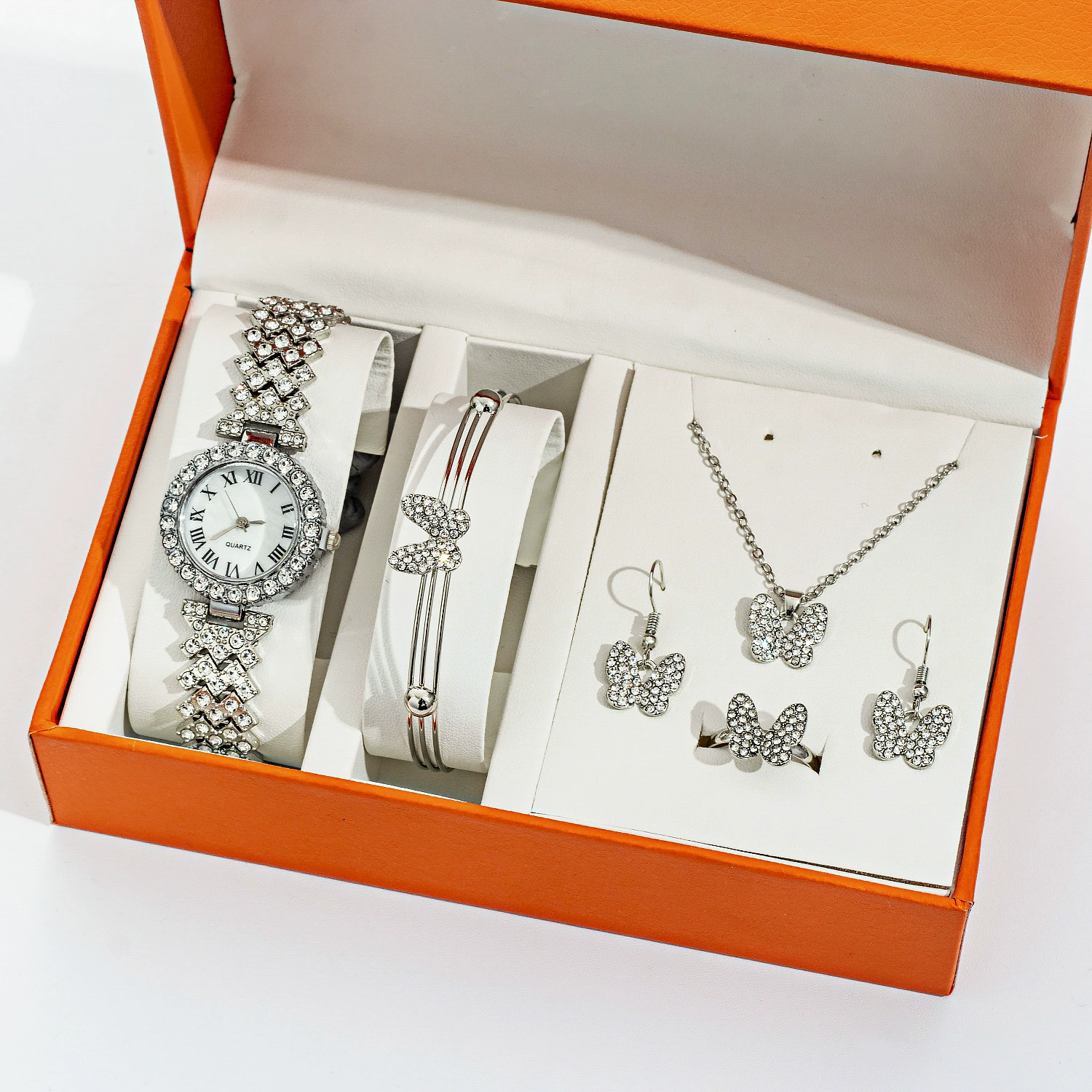 Fashionable bracelet, diamond quartz watch, diamond encrusted, wholesale