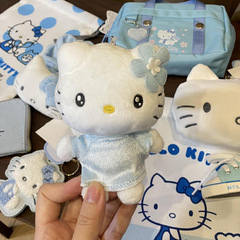 サンリオ50周年限定ウォーターブルー可爱い天使ハローキティぬいぐるみストラップおもちゃストラップ