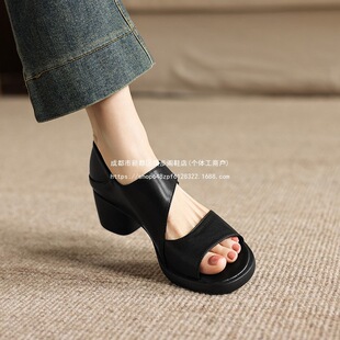 �r��2026�ļ��¿��_�R��Ь��С�a33-43�a��ɫ�װ�ɫ�ָ�ŮЬ