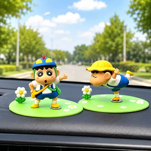 Вращающаяся фигурка Crayon Shin-chan в машину 2026