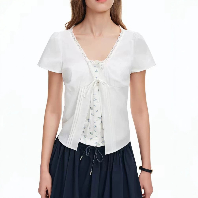 Plus-size sweet and fresh pure-desire style faux two-piece lace-tie short-sleeve blouse for women, stunning summer shirt Plus-size sweet and fresh pure-desire style faux two-piece lace-tie short-sleeve blouse for women, stunning summer shirt