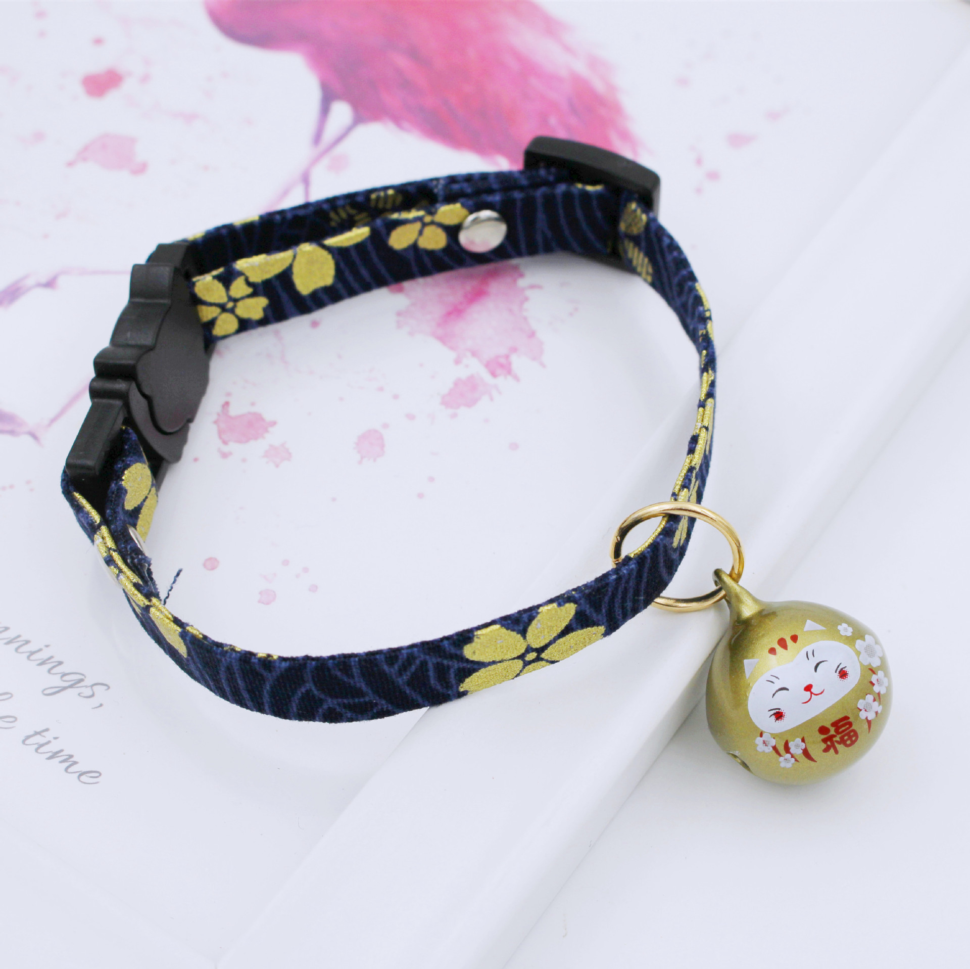 다크 블루 고양이 버클 플러스 만화 벨