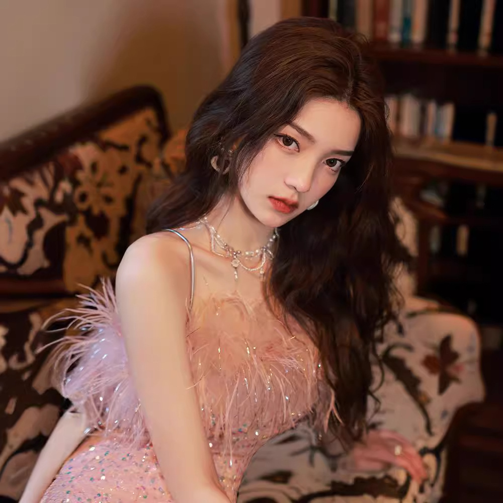 Đầm dạ hội nữ phong cách Pháp, thiết kế ôm eo đuôi cá, hở vai, đính kim cương — Màu như hình