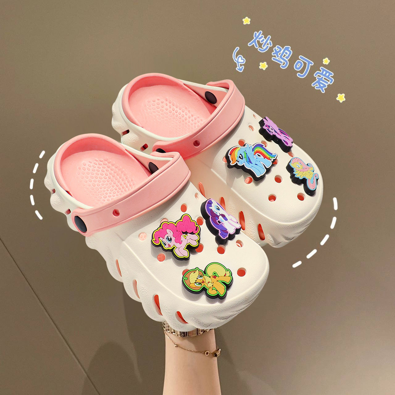 Xiaoma Baoli 30-39 yardas para niñas y damas zapatos con agujeros dibujos animados antideslizantes de fondo suave zapatos para padres e hijos de playa en nombre del cabello