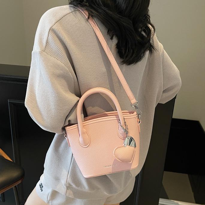 Comercio exterior super fuego mano llevar bolso pequeño mujer 2025 nueva moda todo-fósforo bolso bandolera simple tendencia estilo occidental