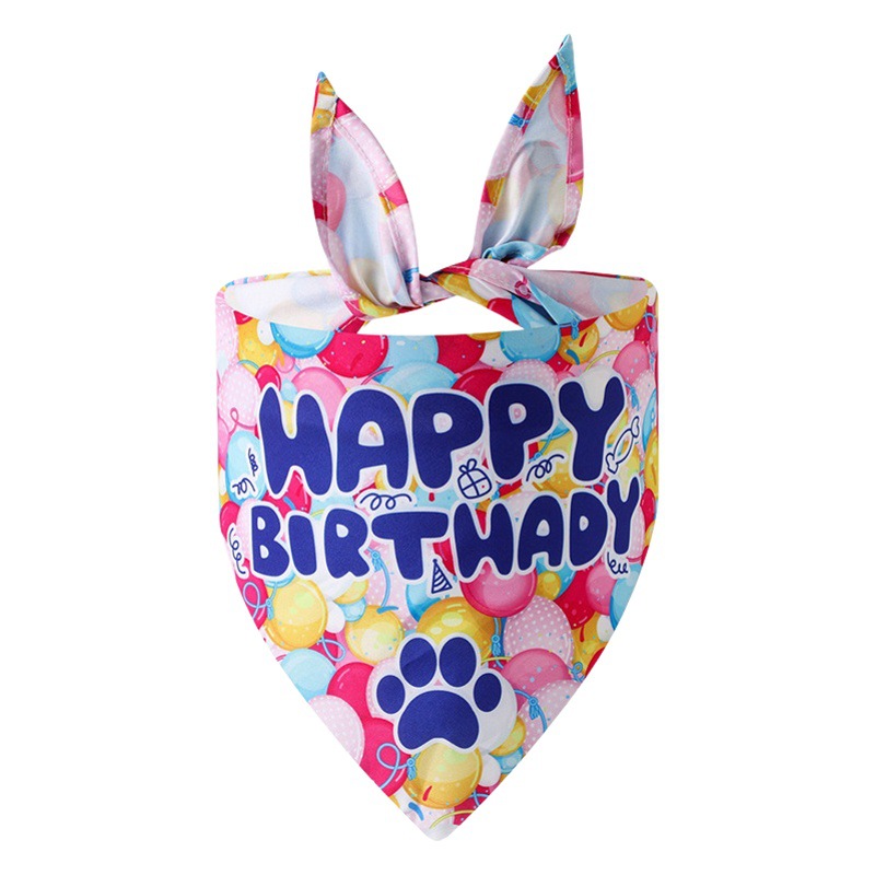 Nueva transfronteriza de dibujos animados mascota de cumpleaños perro saliva toalla triángulo bufanda joyería suministros para mascotas al por mayor