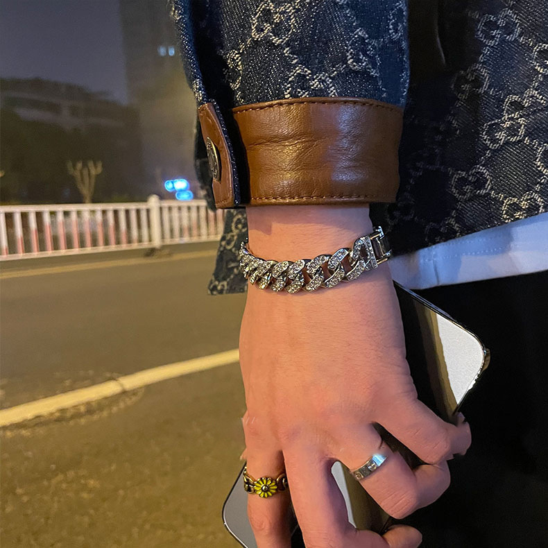 Wang Yibo's Diamond-encrusted Cuban Chain Bracelet Men's and Women's Ins Trendy Hip-hop European and American Didi Bounty Bracelet Cold Style Bracelet
