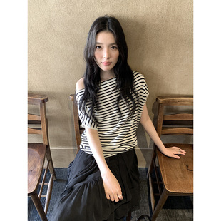 MMC һ�ּ����ᘿ���Ů�����¿�V��ʮ������ë�nϵ¶��l�y����
