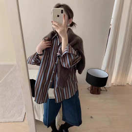 2026新款春装洋气撞色条纹衬衣女港味chic高级感宽松叠穿复古衬衫