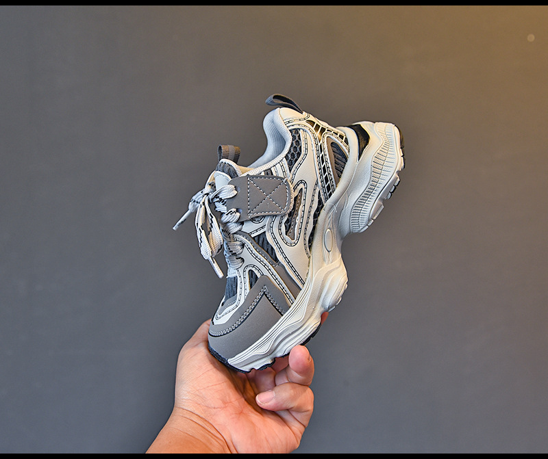 Scarpe da ginnastica per bambini e bambine alla moda_voghion.com