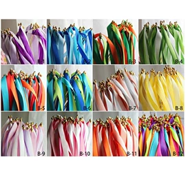 场地布置道具;拉花、彩带;化妆服饰道具