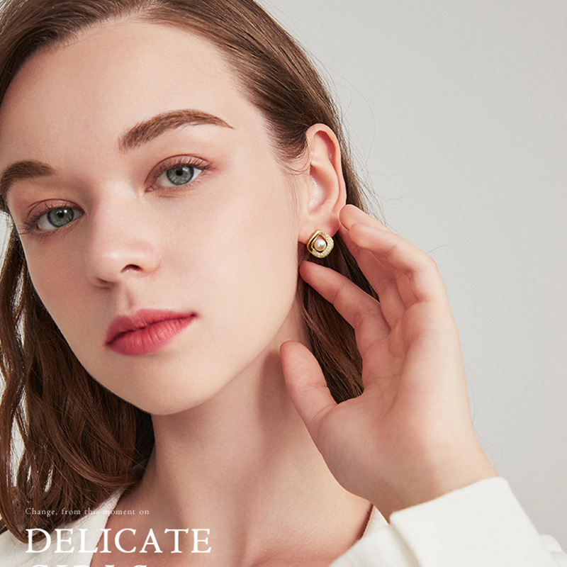 fashion diamond-studded square earrings