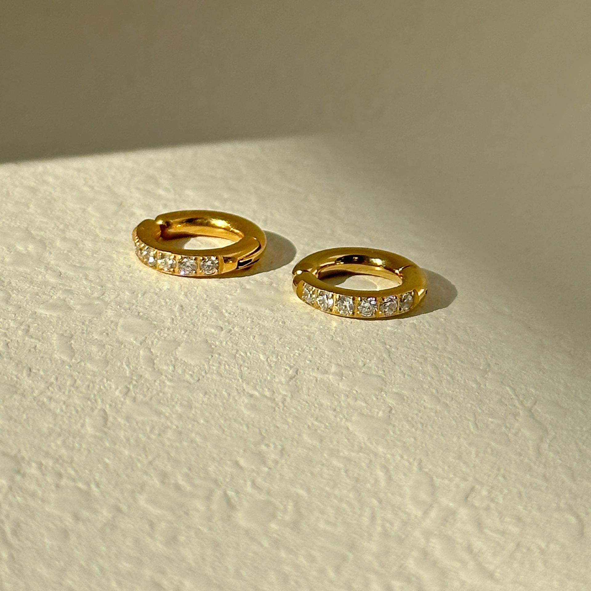 11g Weight Ion Plating (IP) Gold Plating Process 1 Pair Simple Style Solid Color Inlay Titanium Steel Zircon Earrings