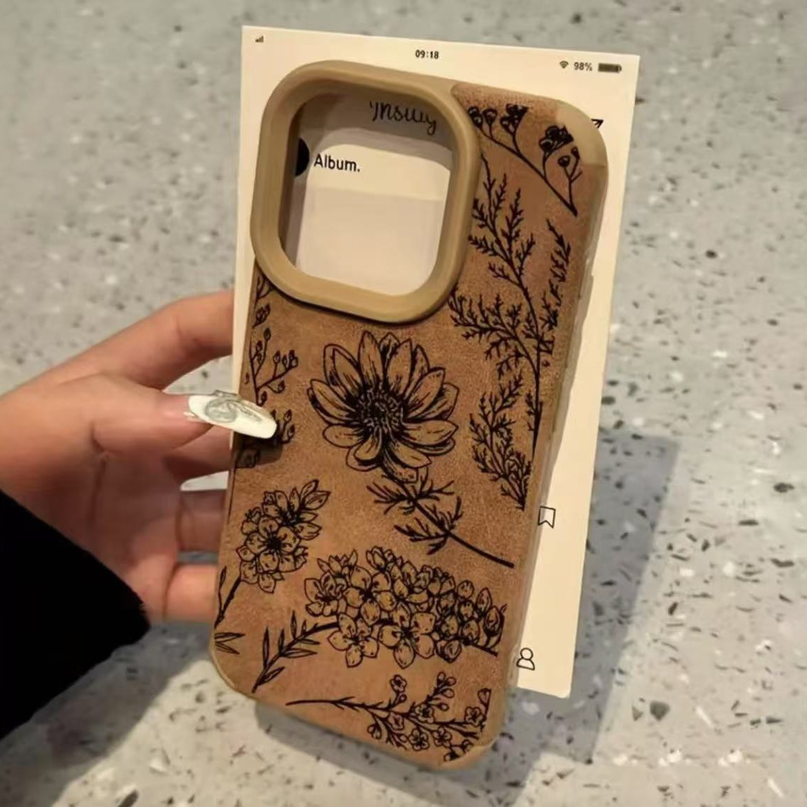 Las flores negras de moda son adecuadas para Apple 15promax venta caliente transfronteriza iPhone 14pro funda para teléfono móvil Apple 16/13