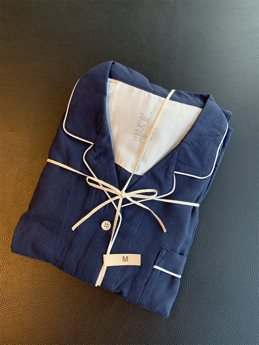 네이비 블루 남성 스타일