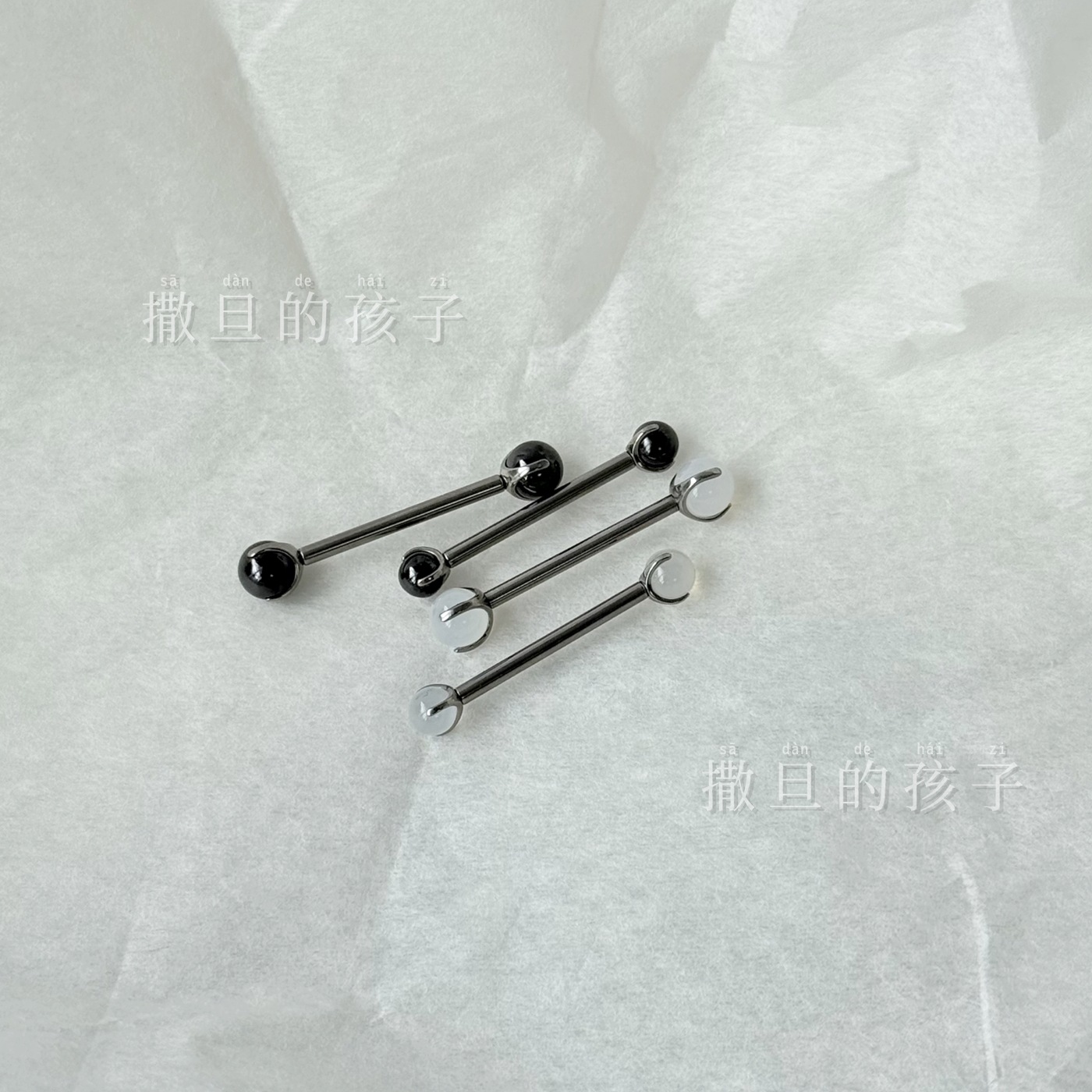 Silver pointed spike labret stud material detail