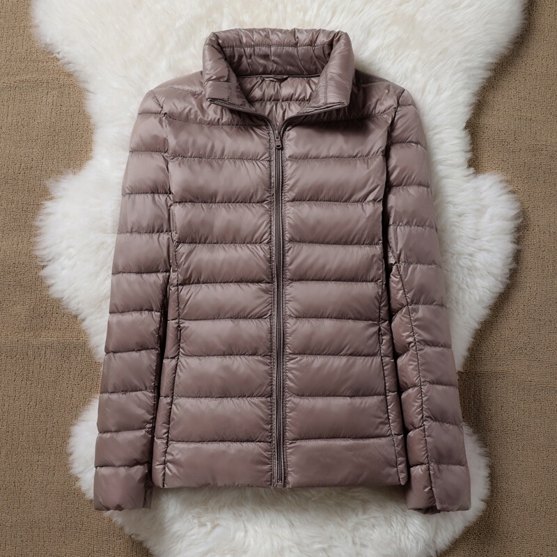 Light and light short down jacket women's 2025 autumn and winter new plus size white duck down fashion European and American coat wholesale generation