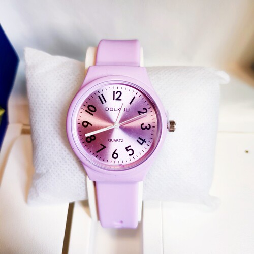 Kawaii Color Jelly Silicone Watch for Girls, High-Quality and Stylish, Minimalist, Simple, and Forest Style for Middle and High School Students 
