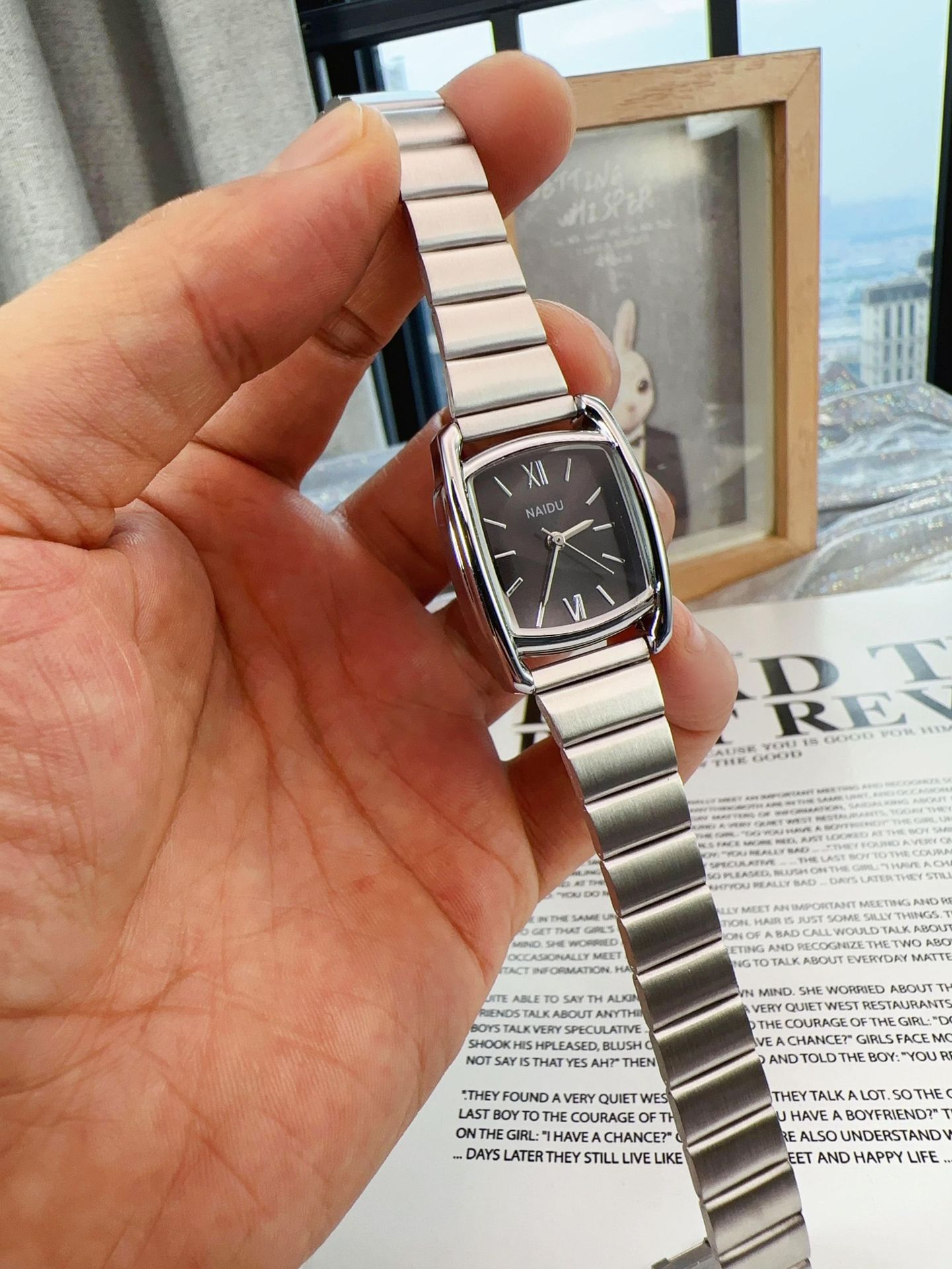 Unisex Gender Casual Geometric Single Folding Buckle Quartz Women's Watches