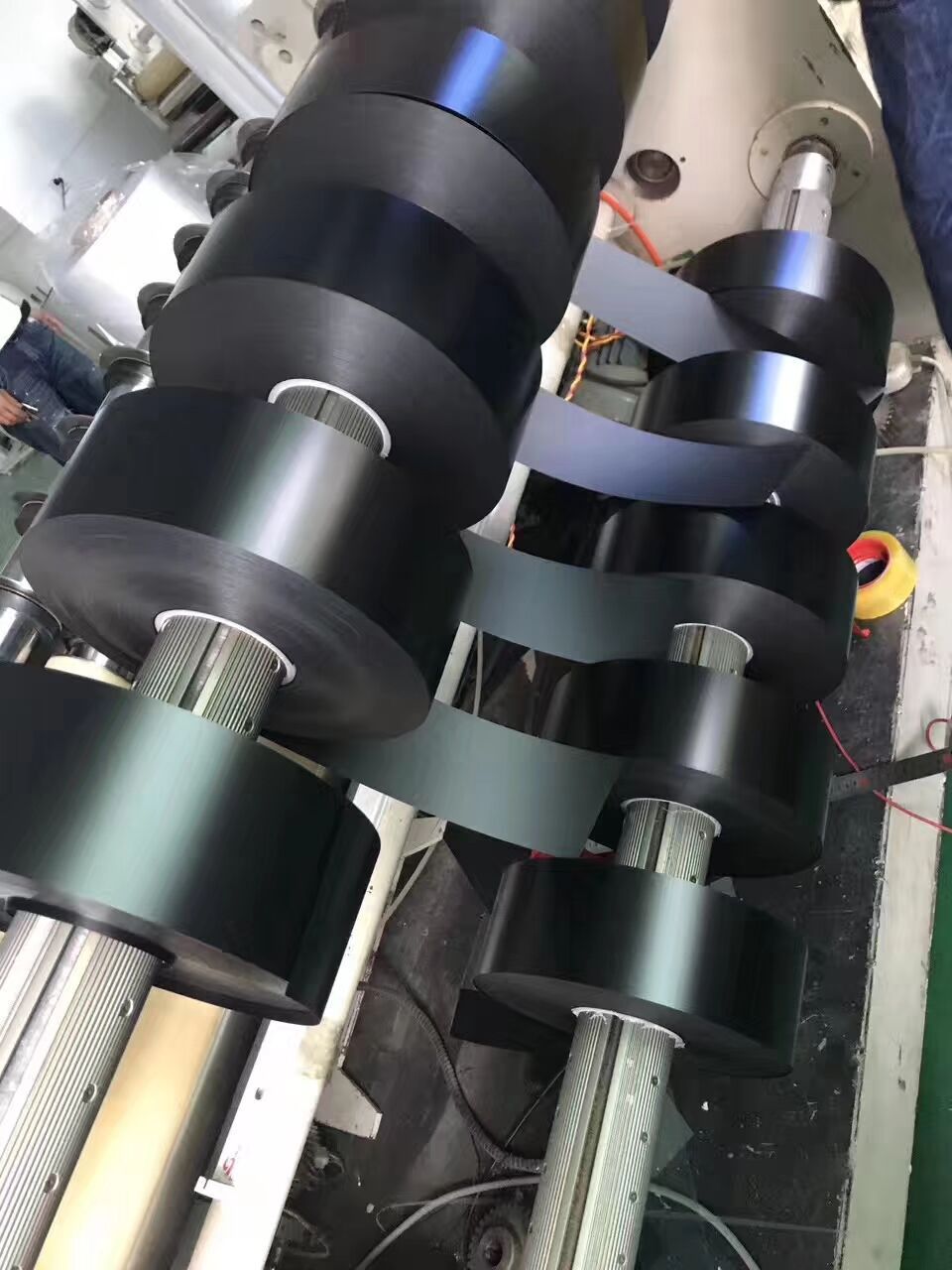 供应康隆鑫龙华黑色阻燃PC/0.175mm 黑色磨砂，黑色防火PC薄膜