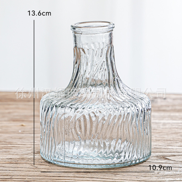 Retro light luxury relief transparent French mini glass vase living…