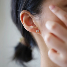 S925银镀14K金四个钻蝴蝶结耳钉 甜美气质简约迷你耳饰女款ins风