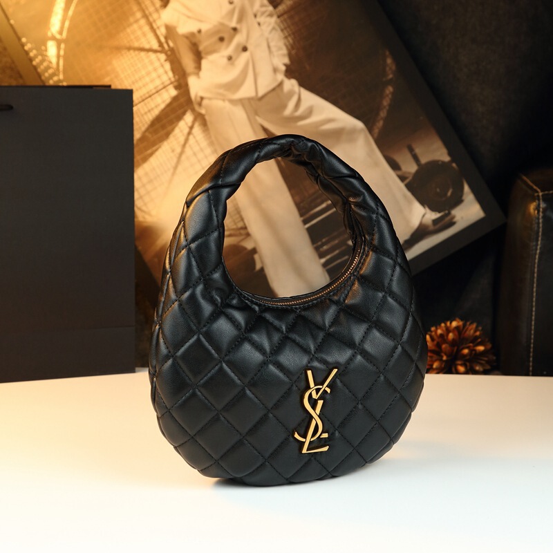 Suede Quilted Half-Moon Bag 2025 New Satchel Wrist Bag Small Round Bag Autumn and Winter Retro Frosted Dumpling Bag for Women