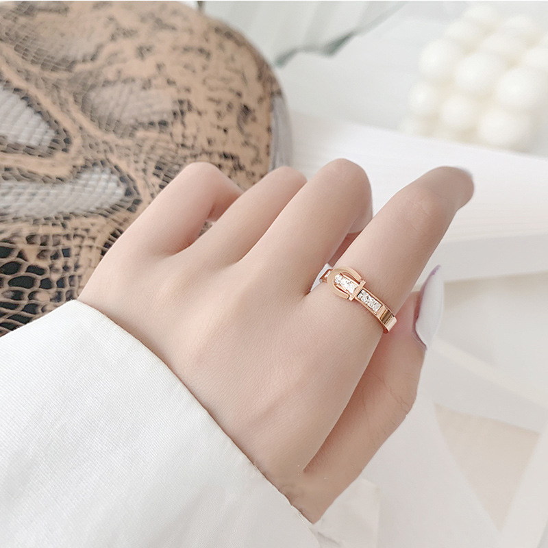 新款钛钢皮带扣戒指女时尚个性玫瑰金气质网红冷淡风食尾戒情侣