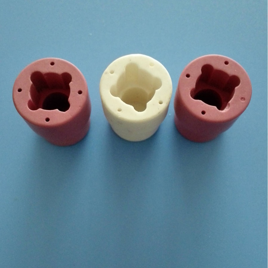 专业生产各种规格，多种类型的汽车灯泡氧化铝陶瓷配件