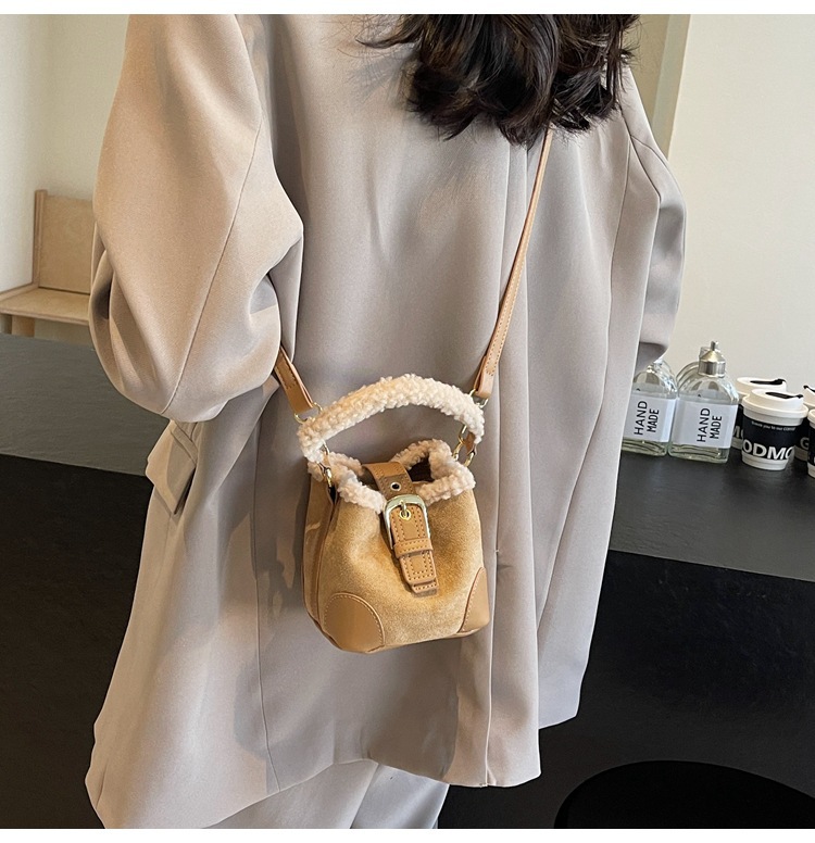 Lambskin mini bucket bag, Maillard suede retro handbag, 2024 new style, single-shoulder crossbody handbag undefined