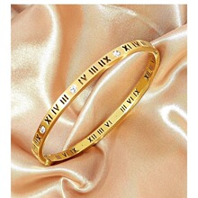 �r���_�R�����������CС���OӋ�߼��в���ɫ�羳�������CŮ