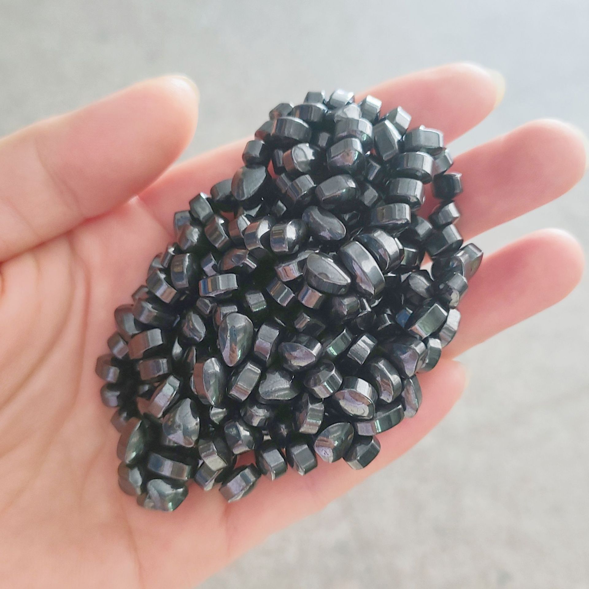 검은 스몰 사이즈 잔해 1kg