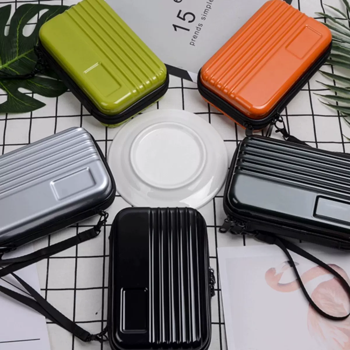 跨境网红小包硬壳PC女包右大标简约质感单肩包百搭ins7寸手提包