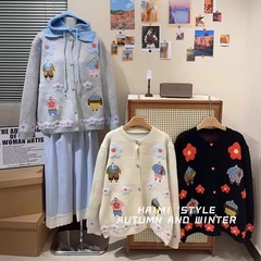 新しい韓国風刺繍ジャカード厚手ニットセーターカーディガンは年齢を軽減するために重く作られています