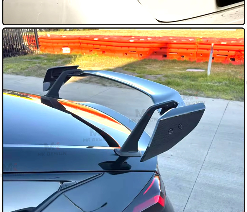 Suitable for Honda Civic Type-R FL5, this is a carbon fiber SP-style large rear wing spoiler