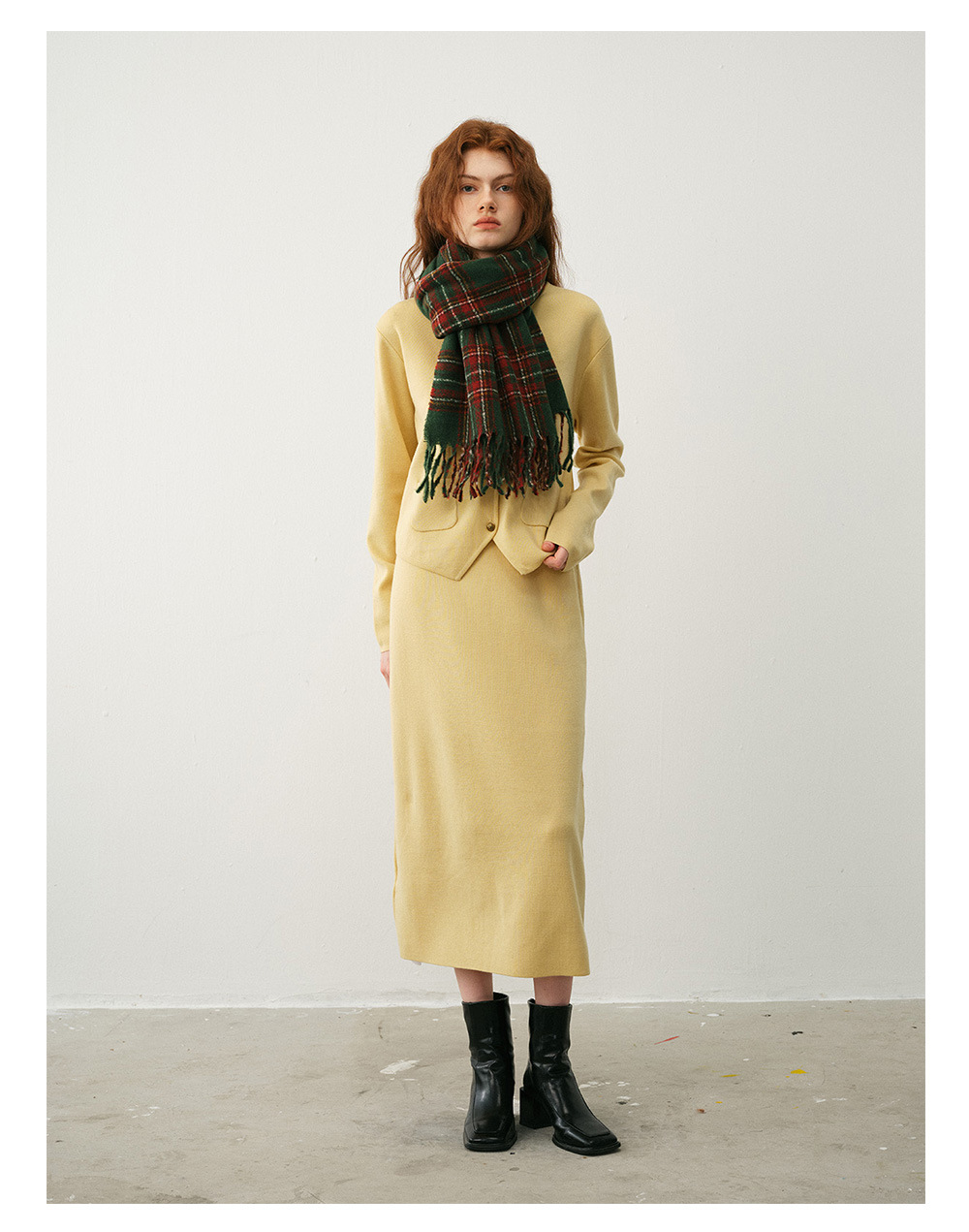 Vintage Plaid Scarf For Women, Classic Winter Cashmere-feel Shawl_voghion.com