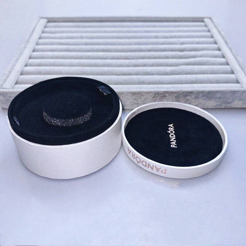 Panjia ブレスレット ブレスレット 収納とメンテナンスボックス DIY 黒と白の Panjia 収納ボックス|undefined